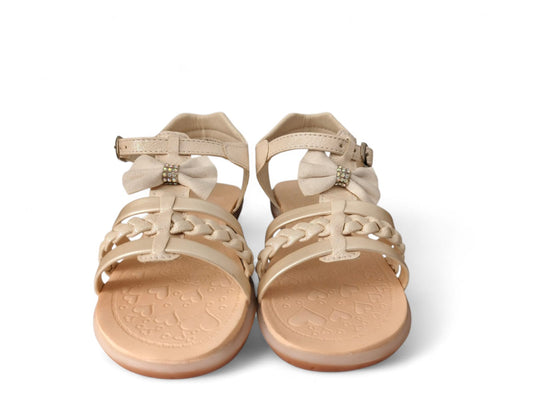 Sandalias para niña color perla con nude elegantes con hebilla